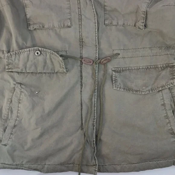 Levi's Olive Green Distressed Utility Rain Jacket EUC - Picture 5 of 10